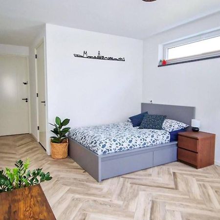 Modern & Convenient Studio Арнем Экстерьер фото